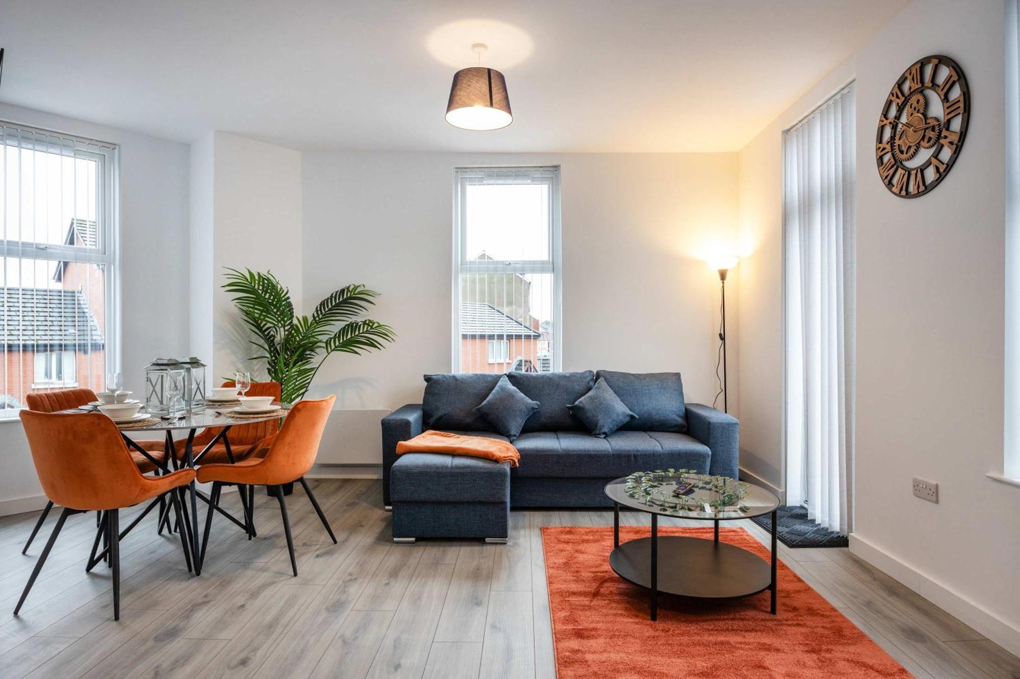 Inviting And Modern 2 Bedroom Walk To Centre Holiday home