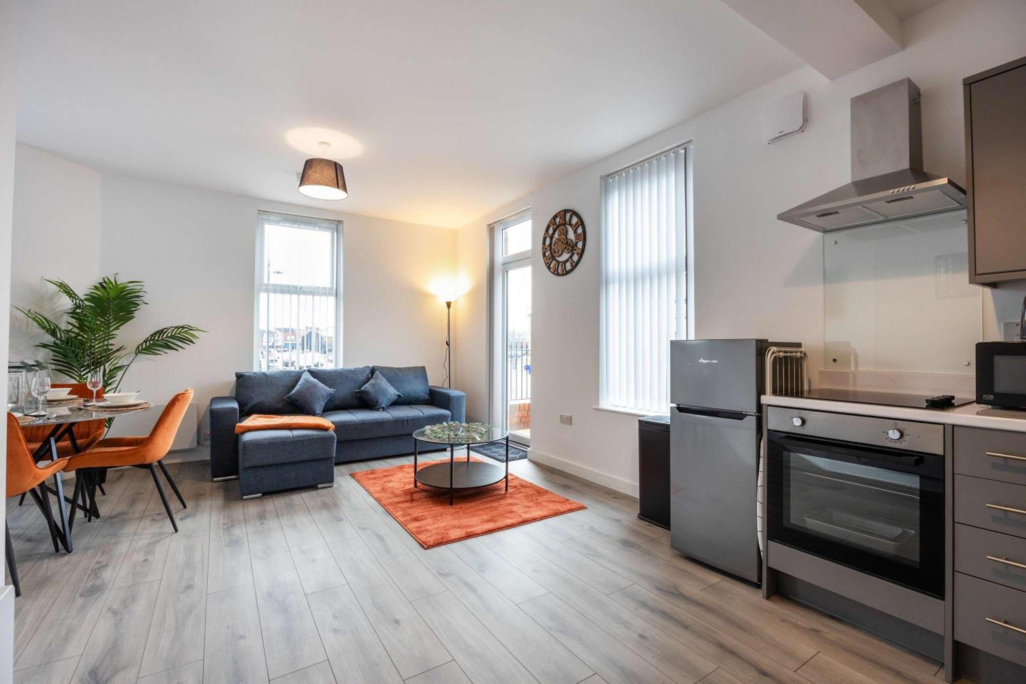 Inviting And Modern 2 Bedroom Walk To Centre Holiday home